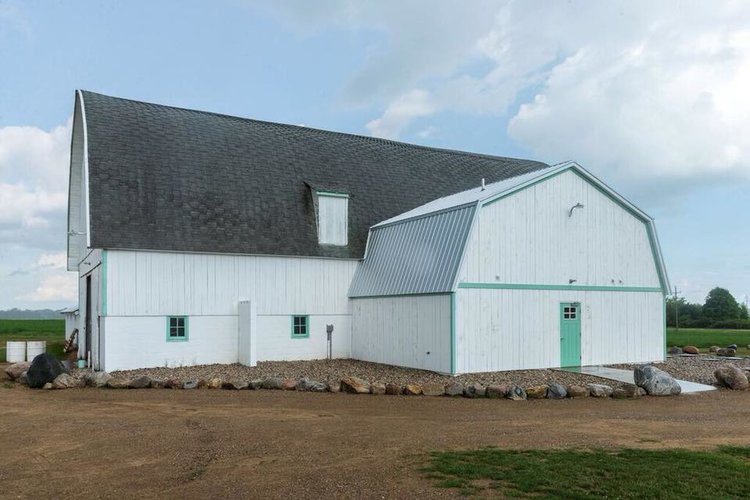 barn tour near me